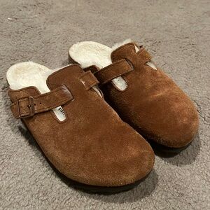 Womens Birkenstock Boston Shearling clogs